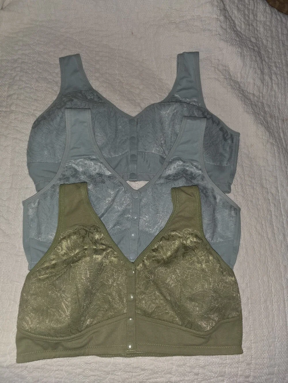 3 Bras Cotton Front Snap Comfort Lace Trim